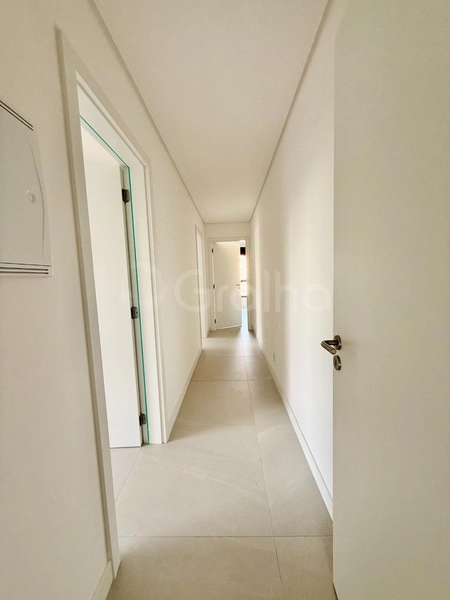 Apartamento no Centro  com 3 dormitórios, sendo 3 suítes e 3 vagas: 21ª foto da galeria de imagens do imóvel
