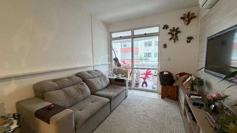 Apartamento a venda no Saco Grande com 2 dormitórios 1 suíte e 1 vaga: 2ª foto da galeria de imagens do imóvel