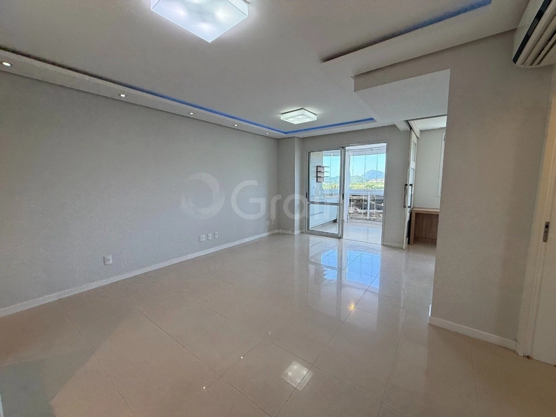 Apartamento a venda na Trindade com 2 dormitórios 1 suítes e 1 vaga: 2ª foto da galeria de imagens do imóvel