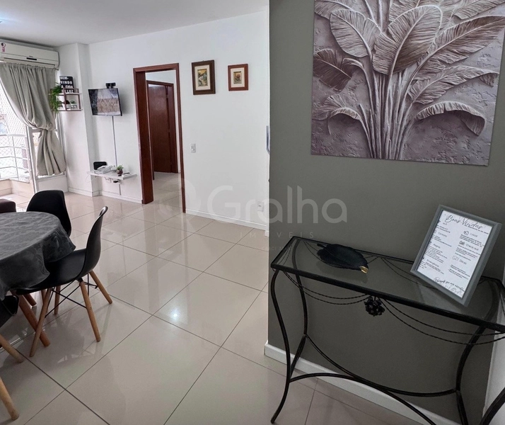 Apartamento a venda no Centro com 2 dormitórios 1 suíte e 1 vaga: 2ª foto da galeria de imagens do imóvel
