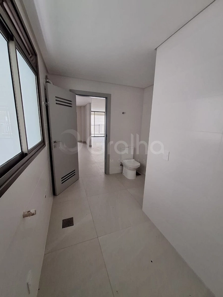 Apartamento no Centro  com 3 suítes, 2 vagas de garagem: 7ª foto da galeria de imagens do imóvel