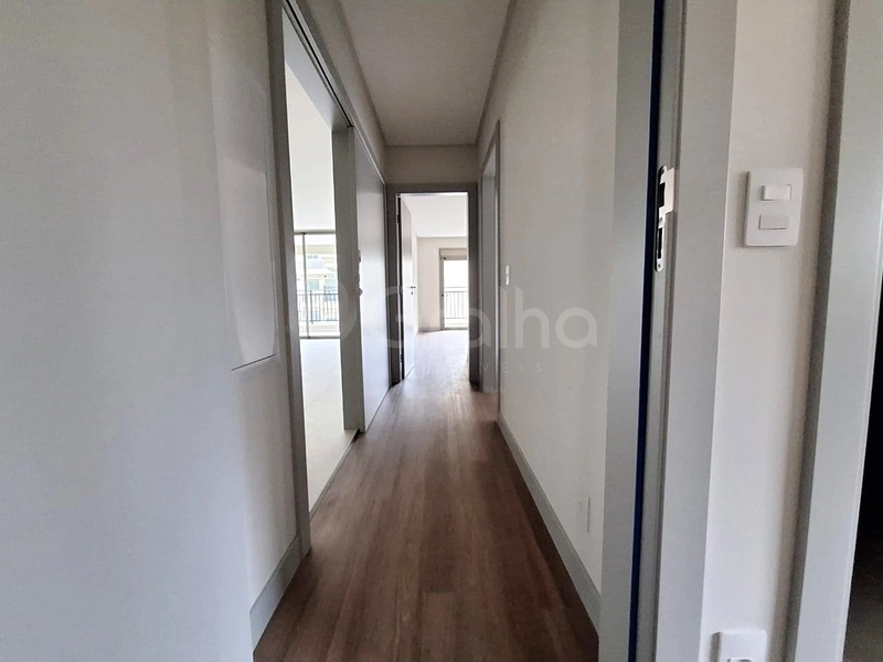 Apartamento no Centro  com 3 suítes, 2 vagas de garagem: 9ª foto da galeria de imagens do imóvel