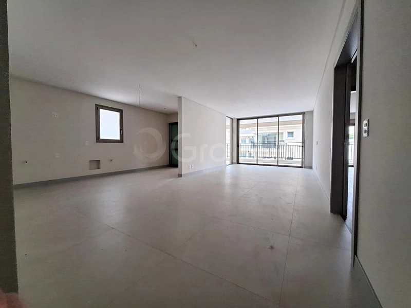 Apartamento no Centro  com 3 suítes, 2 vagas de garagem: 1ª foto da galeria de imagens do imóvel