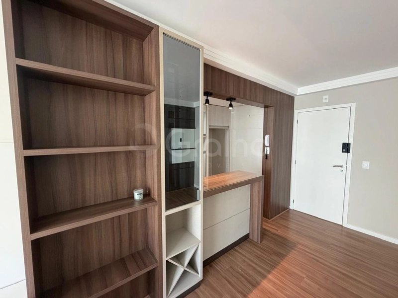 Apartamento no Córrego Grande com 2 dormitórios, sendo 2 suíte e 2 vgs: 4ª foto da galeria de imagens do imóvel