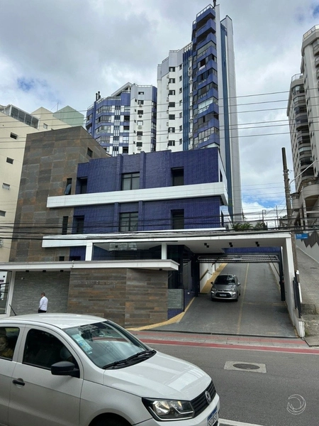 Apartamento na Agronômica com 4 dormitórios 03 suítes e 2 vagas ]: 32ª foto da galeria de imagens do imóvel
