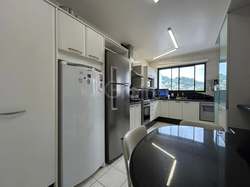Apartamento na Agronômica com 4 dormitórios 03 suítes e 2 vagas ]: 10ª foto da galeria de imagens do imóvel