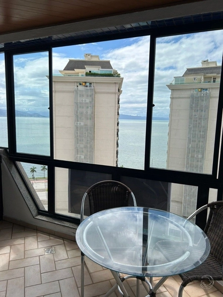 Apartamento na Agronômica com 4 dormitórios 03 suítes e 2 vagas ]: 6ª foto da galeria de imagens do imóvel