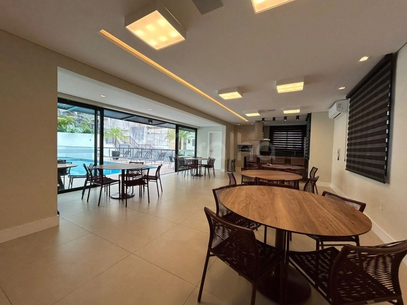 Apartamento na Agronômica com 4 dormitórios 03 suítes e 2 vagas ]: 31ª foto da galeria de imagens do imóvel