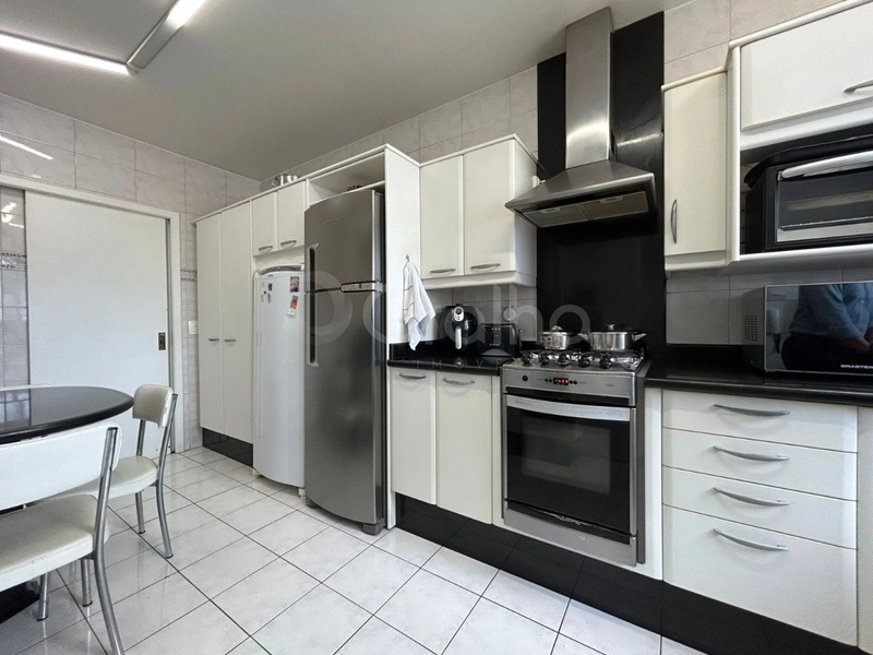 Apartamento na Agronômica com 4 dormitórios 03 suítes e 2 vagas ]: 9ª foto da galeria de imagens do imóvel