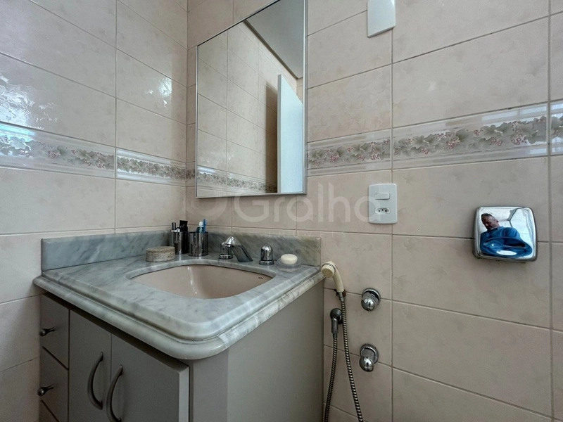 Apartamento na Agronômica com 4 dormitórios 03 suítes e 2 vagas ]: 19ª foto da galeria de imagens do imóvel