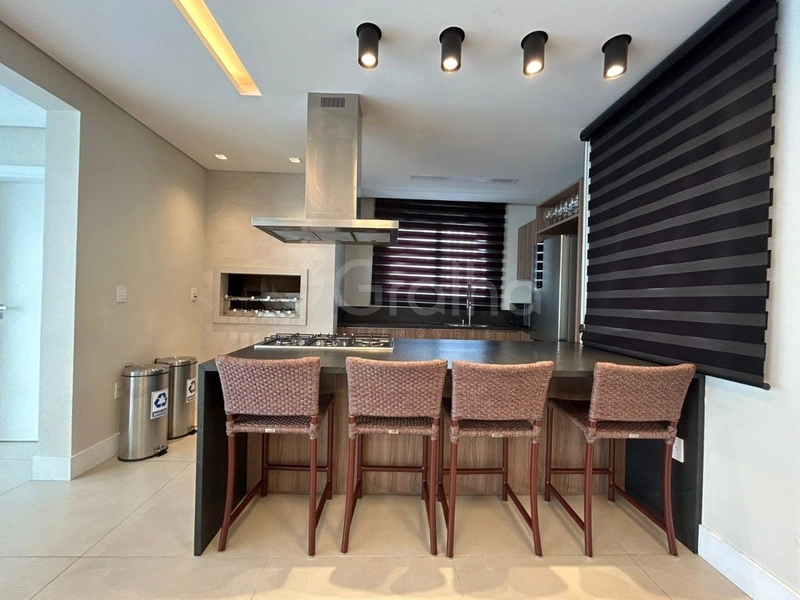 Apartamento na Agronômica com 4 dormitórios 03 suítes e 2 vagas ]: 28ª foto da galeria de imagens do imóvel