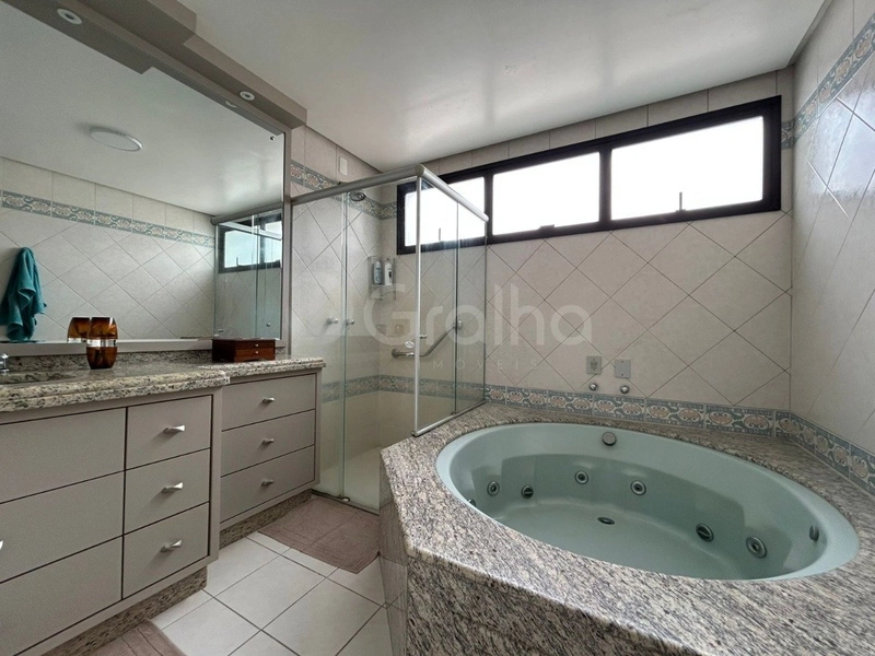 Apartamento na Agronômica com 4 dormitórios 03 suítes e 2 vagas ]: 14ª foto da galeria de imagens do imóvel