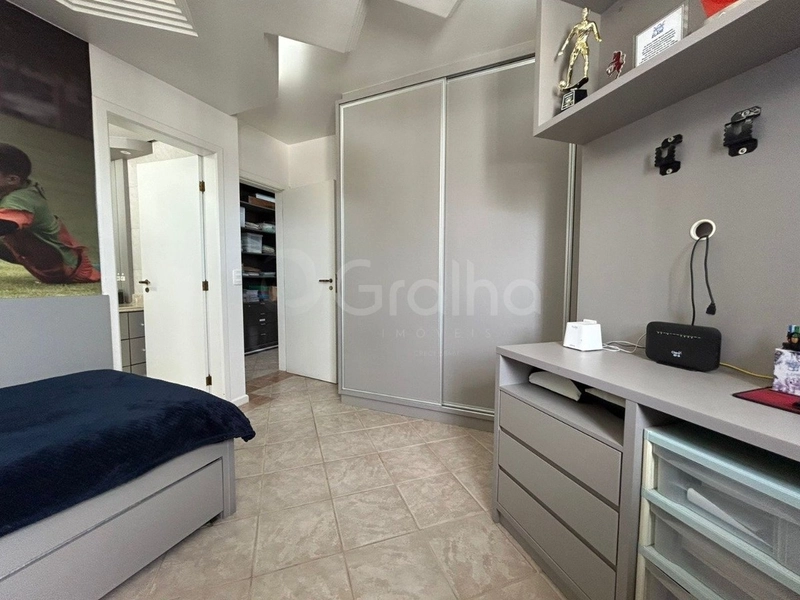 Apartamento na Agronômica com 4 dormitórios 03 suítes e 2 vagas ]: 16ª foto da galeria de imagens do imóvel