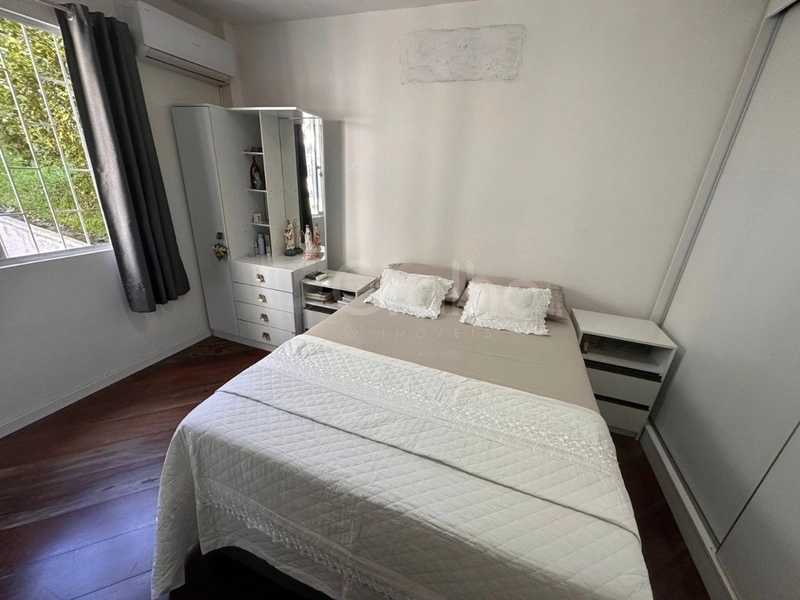 Apartamento  em Coqueiros com 2 dormitórios e 1 vaga: 15ª foto da galeria de imagens do imóvel