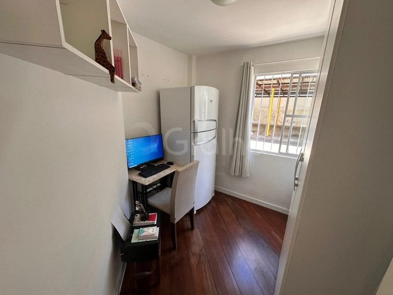 Apartamento  em Coqueiros com 2 dormitórios e 1 vaga: 17ª foto da galeria de imagens do imóvel