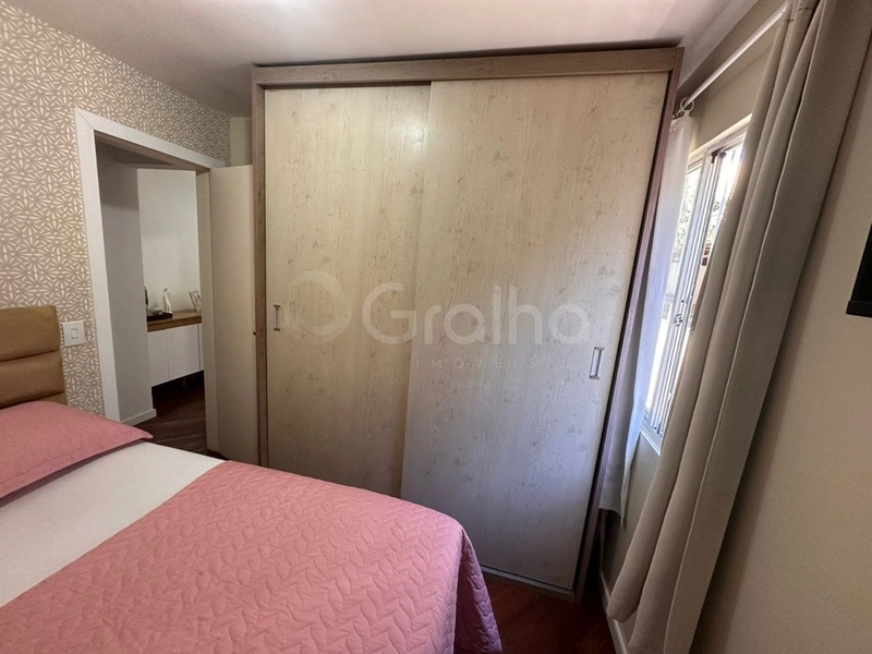 Apartamento  em Coqueiros com 2 dormitórios e 1 vaga: 7ª foto da galeria de imagens do imóvel