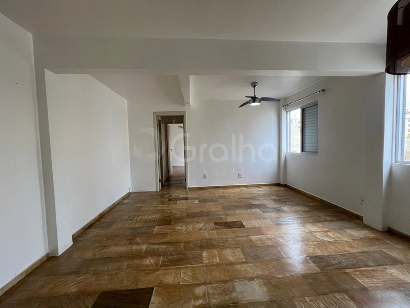 Apartamento  em Coqueiros com 2 dormitórios e 1 vaga: 5ª foto da galeria de imagens do imóvel