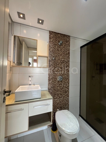 Apartamento  em Coqueiros com 2 dormitórios e 1 vaga: 15ª foto da galeria de imagens do imóvel