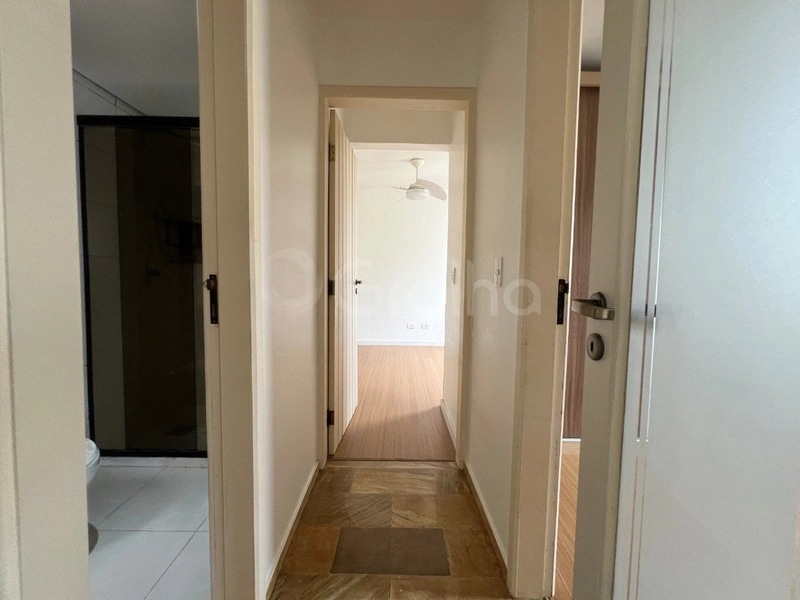 Apartamento  em Coqueiros com 2 dormitórios e 1 vaga: 12ª foto da galeria de imagens do imóvel