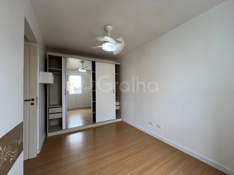 Apartamento  em Coqueiros com 2 dormitórios e 1 vaga: 16ª foto da galeria de imagens do imóvel