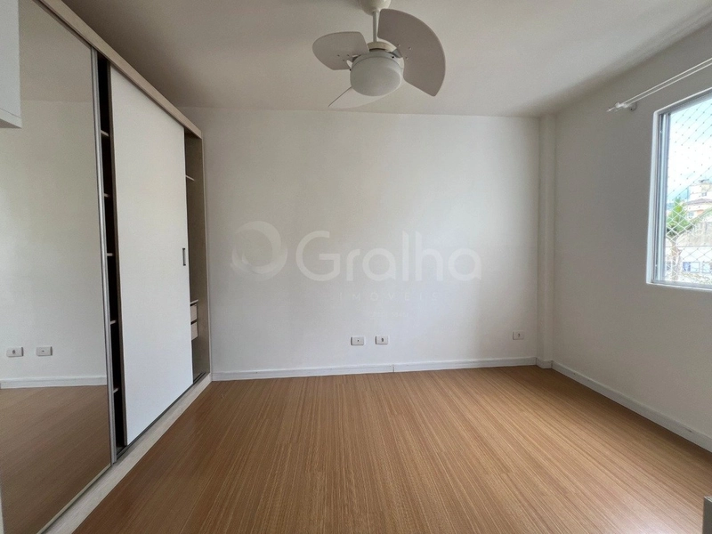 Apartamento  em Coqueiros com 2 dormitórios e 1 vaga: 19ª foto da galeria de imagens do imóvel