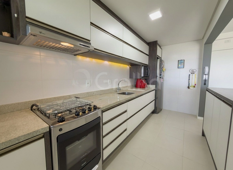 Apartamento no Córrego Grande com 2 dormitórios, sendo 2 suíte e 2 vgs: 7ª foto da galeria de imagens do imóvel