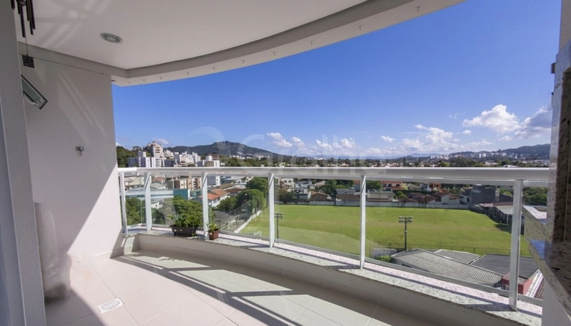 Apartamento no Córrego Grande com 2 dormitórios, sendo 2 suíte e 2 vgs: 3ª foto da galeria de imagens do imóvel