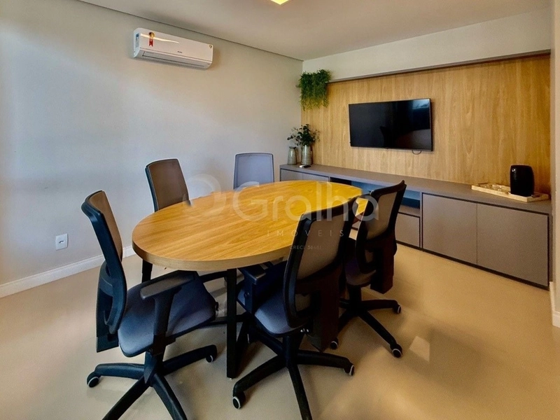Apartamento no Córrego Grande com 2 dormitórios, sendo 2 suíte e 2 vgs: 18ª foto da galeria de imagens do imóvel