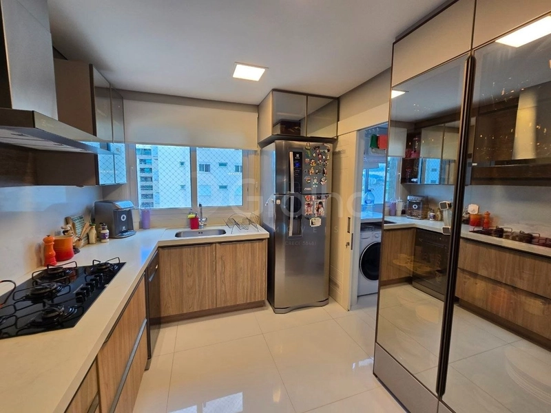 Apartamento na Agronômica a venda com 3 suítes e 2 vagas: 9ª foto da galeria de imagens do imóvel