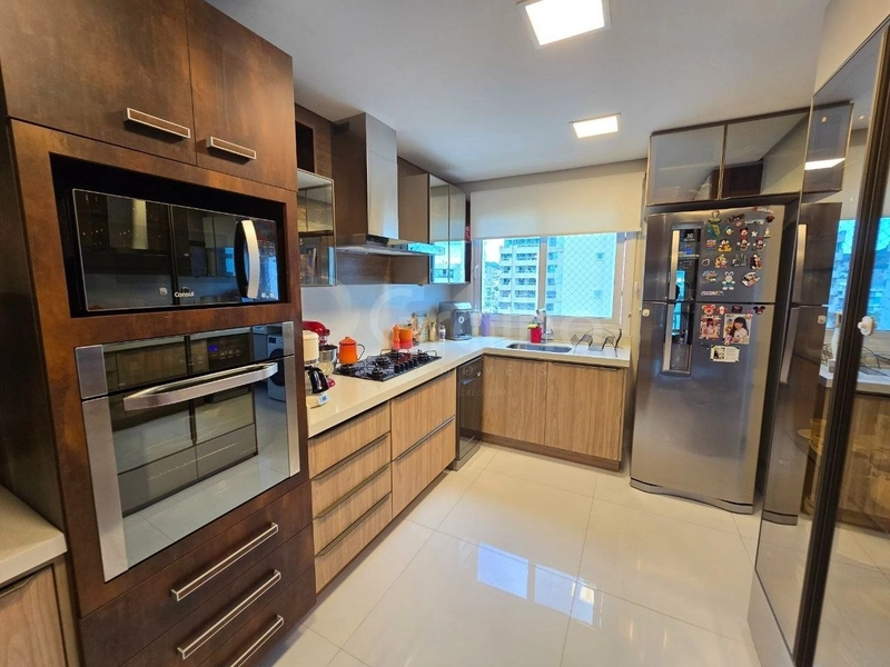 Apartamento na Agronômica a venda com 3 suítes e 2 vagas: 16ª foto da galeria de imagens do imóvel