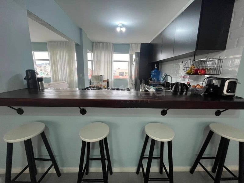 Apartamento em Coqueiros com 3 dormitórios 1 suíte e 1 vaga: 13ª foto da galeria de imagens do imóvel