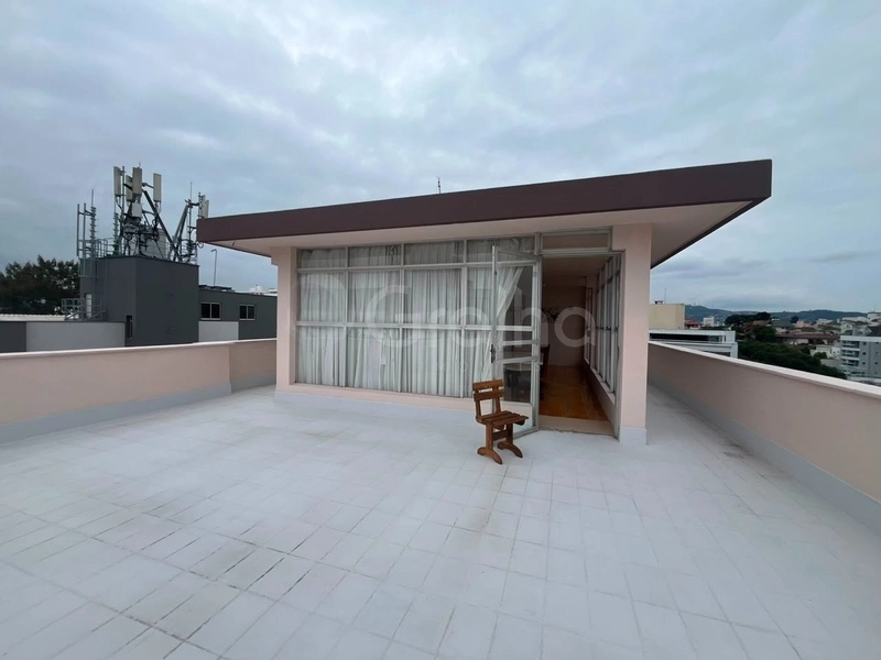 Apartamento em Coqueiros com 3 dormitórios 1 suíte e 1 vaga: 28ª foto da galeria de imagens do imóvel