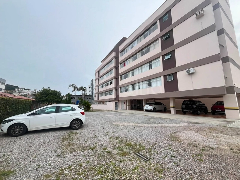 Apartamento em Coqueiros com 3 dormitórios 1 suíte e 1 vaga: 37ª foto da galeria de imagens do imóvel