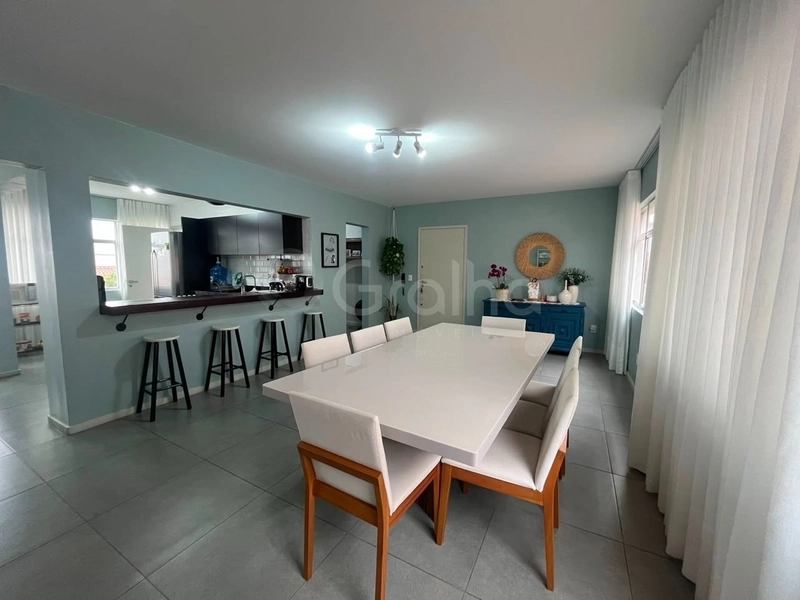 Apartamento em Coqueiros com 3 dormitórios 1 suíte e 1 vaga: 3ª foto da galeria de imagens do imóvel