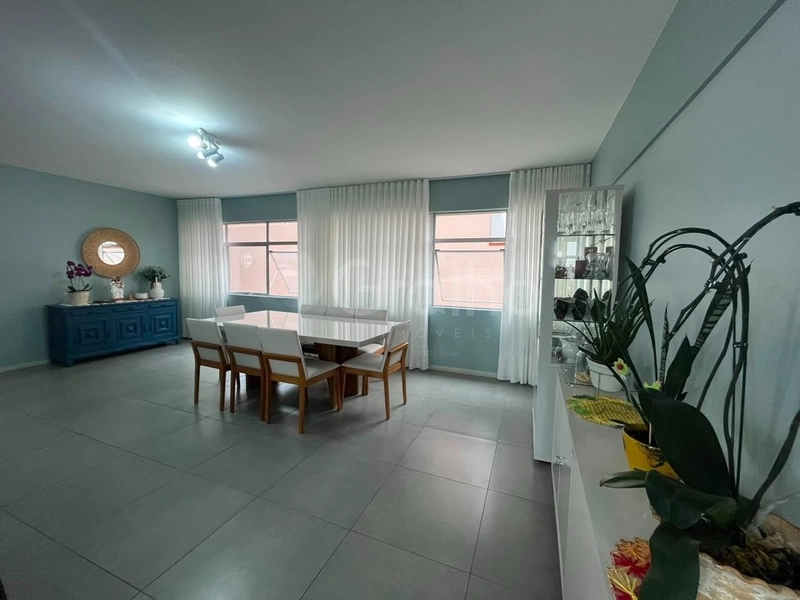 Apartamento em Coqueiros com 3 dormitórios 1 suíte e 1 vaga: 6ª foto da galeria de imagens do imóvel
