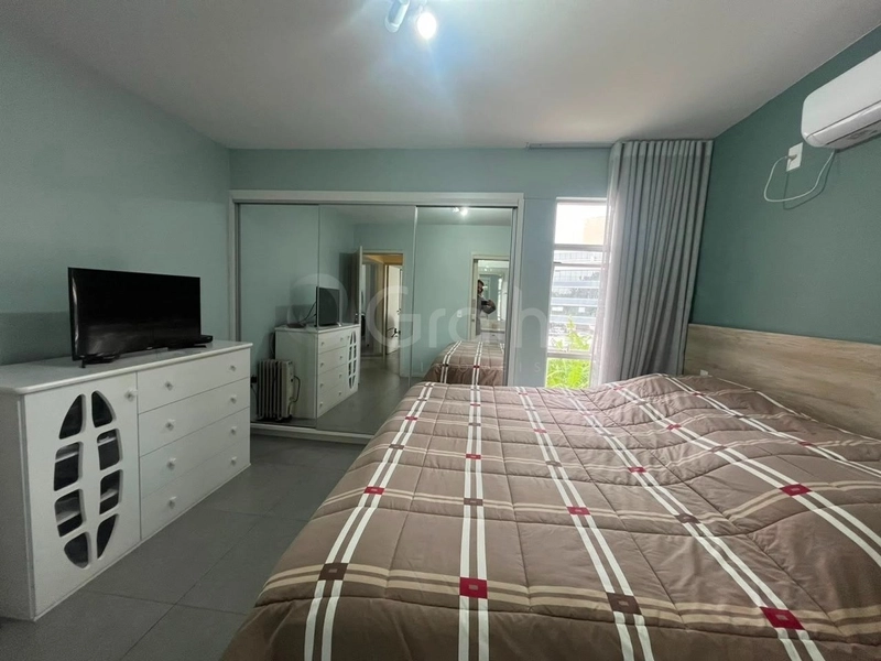 Apartamento em Coqueiros com 3 dormitórios 1 suíte e 1 vaga: 16ª foto da galeria de imagens do imóvel