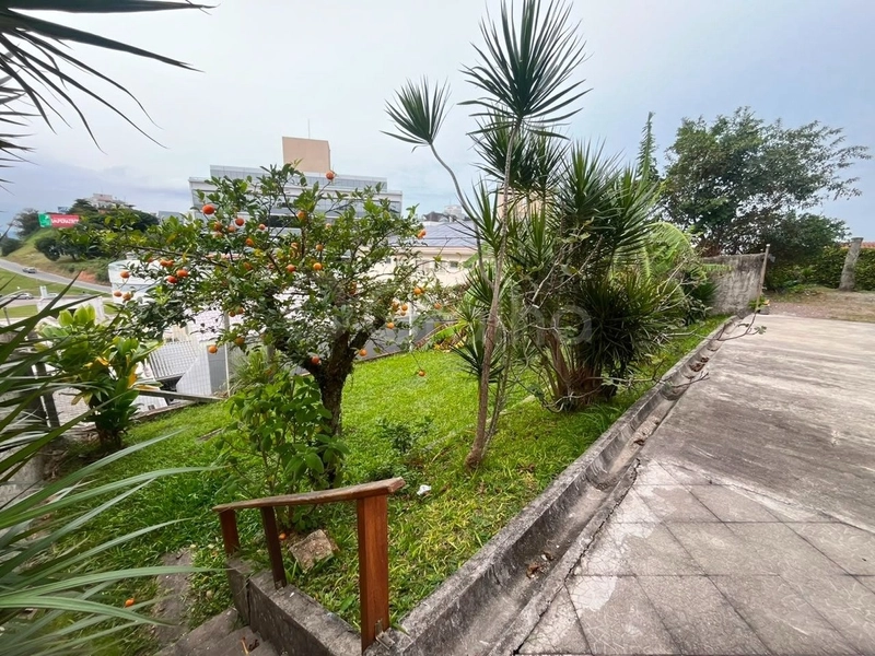 Apartamento em Coqueiros com 3 dormitórios 1 suíte e 1 vaga: 34ª foto da galeria de imagens do imóvel