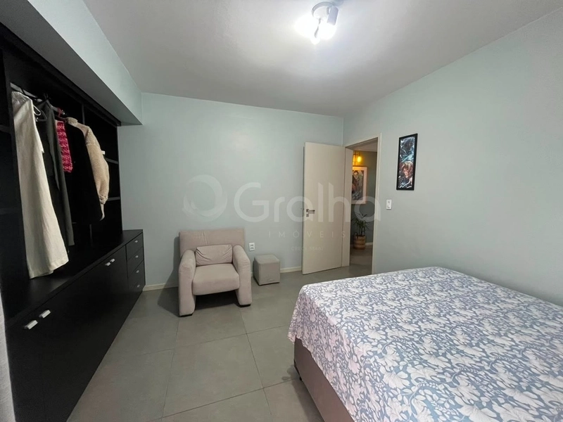 Apartamento em Coqueiros com 3 dormitórios 1 suíte e 1 vaga: 21ª foto da galeria de imagens do imóvel