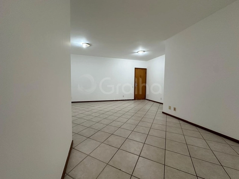 Apartamento no Centro com 3 dormitórios, sendo 1 suíte 2 vaga - 98m²: 4ª foto da galeria de imagens do imóvel