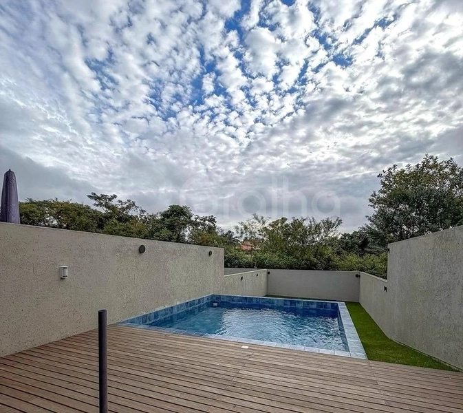 Casa de 236m² com 4 quartos sendo 3 suítes no Córrego Grande: 25ª foto da galeria de imagens do imóvel