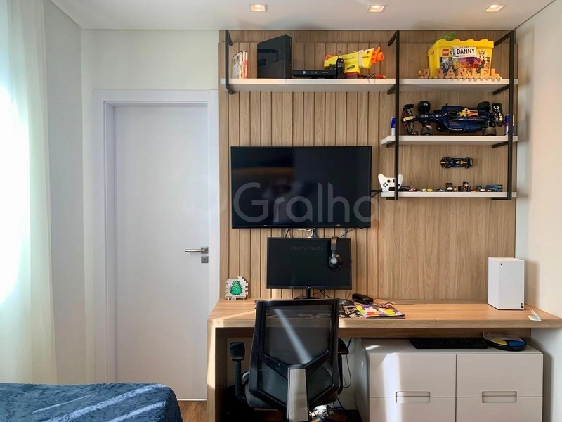 Casa de 236m² com 4 quartos sendo 3 suítes no Córrego Grande: 16ª foto da galeria de imagens do imóvel