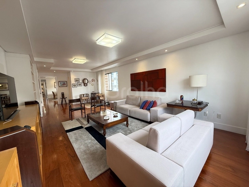 Apartamento no Centro com 3 dormitórios, sendo 1 suíte 1 vaga - 170 m²: 1ª foto da galeria de imagens do imóvel