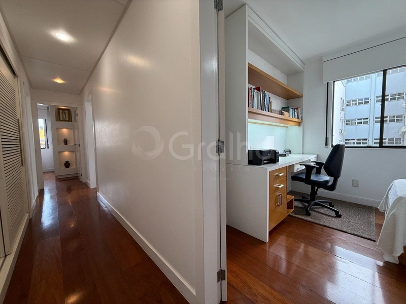 Apartamento no Centro com 3 dormitórios, sendo 1 suíte 1 vaga - 170 m²: 26ª foto da galeria de imagens do imóvel
