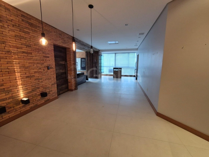 Apartamento no Centro com 2 dormitórios com 2 suítes e 2 vaga: 1ª foto da galeria de imagens do imóvel