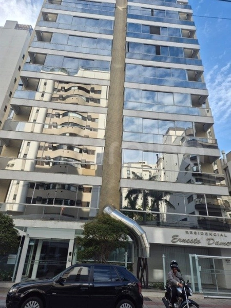 Apartamento no Centro com 2 dormitórios com 2 suítes e 2 vaga: 39ª foto da galeria de imagens do imóvel