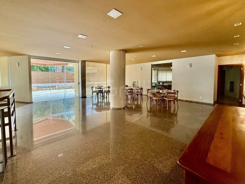 Apartamento na Agronômica com 5 dormitórios 2 suítes e 2 vagas -264 m²: 27ª foto da galeria de imagens do imóvel