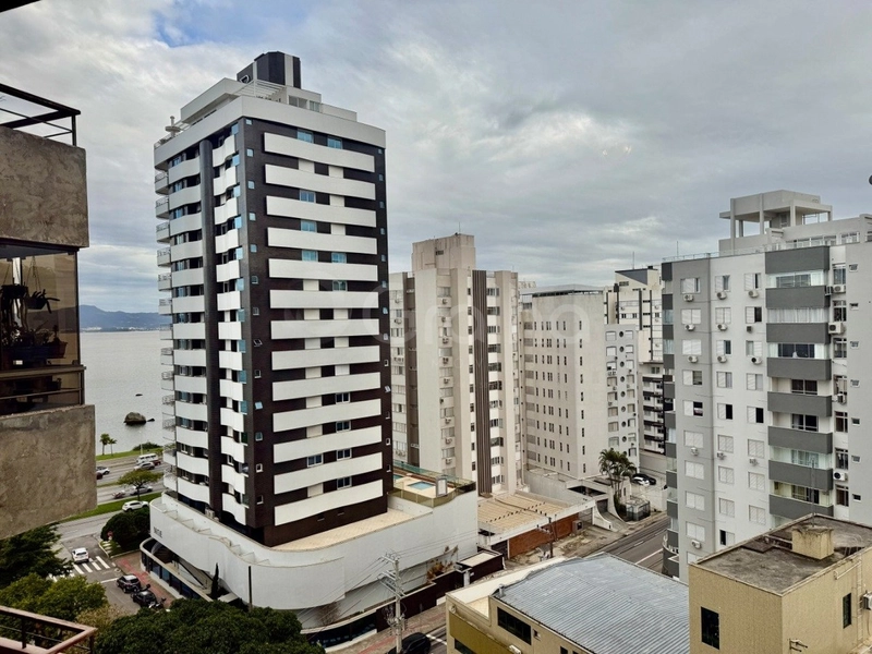 Apartamento na Agronômica com 5 dormitórios 2 suítes e 2 vagas -264 m²: 9ª foto da galeria de imagens do imóvel