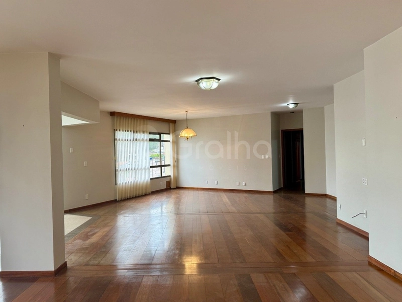 Apartamento na Agronômica com 5 dormitórios 2 suítes e 2 vagas -264 m²: 6ª foto da galeria de imagens do imóvel