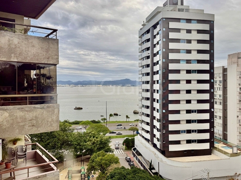 Apartamento na Agronômica com 5 dormitórios 2 suítes e 2 vagas -264 m²: 7ª foto da galeria de imagens do imóvel