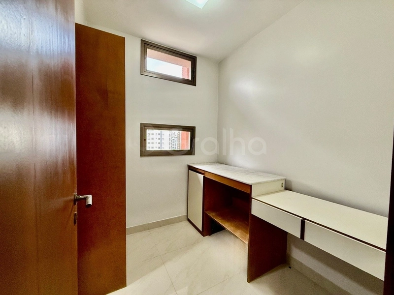 Apartamento na Agronômica com 5 dormitórios 2 suítes e 2 vagas -264 m²: 21ª foto da galeria de imagens do imóvel